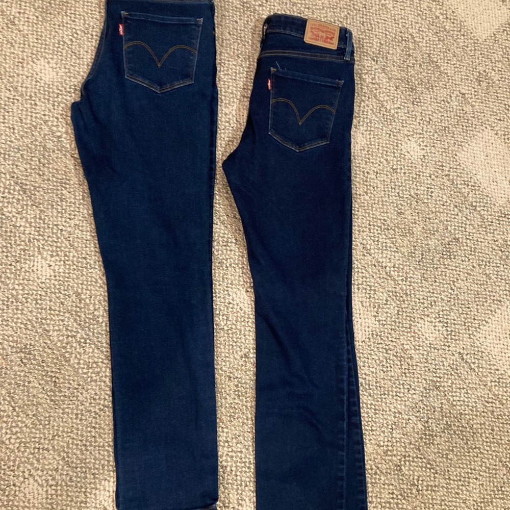 Levi’s blue jeans mid rise skinny